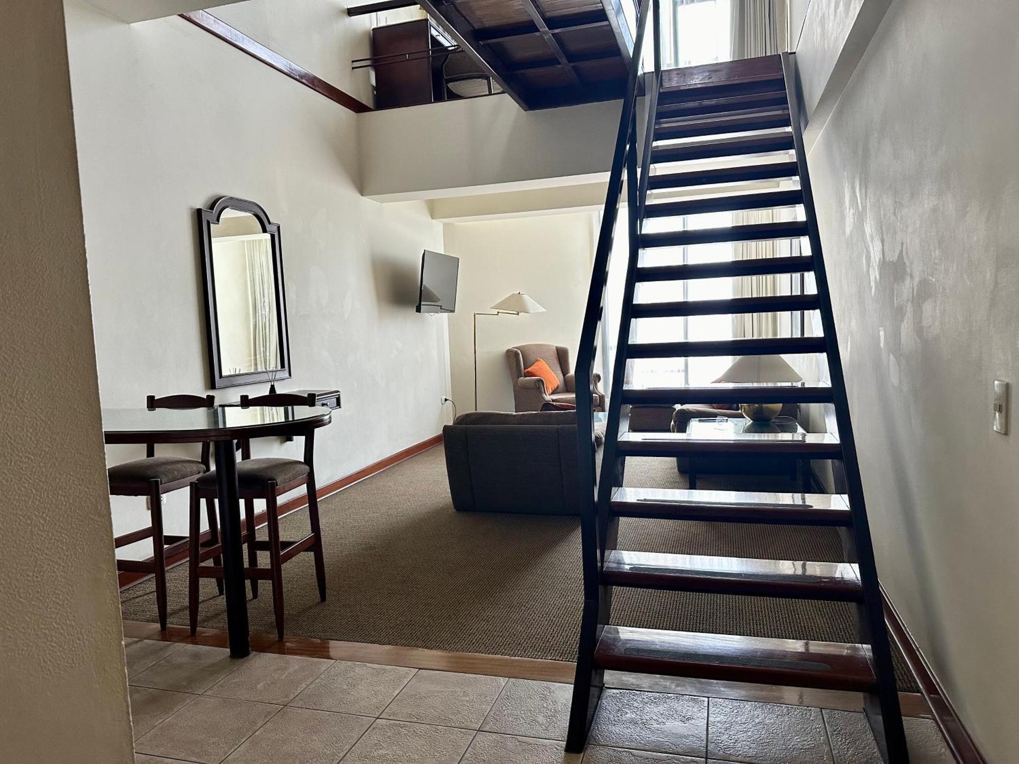 Duplex Vintage En El Corazon De Miraflores Lima Exteriör bild
